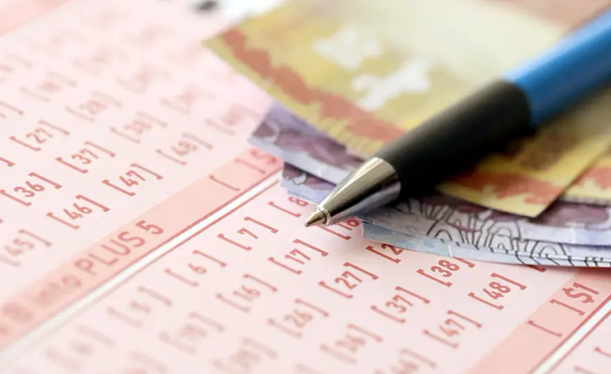 Loteria promocyjna: Jak uzyskać zezwolenie i uniknąć kar?